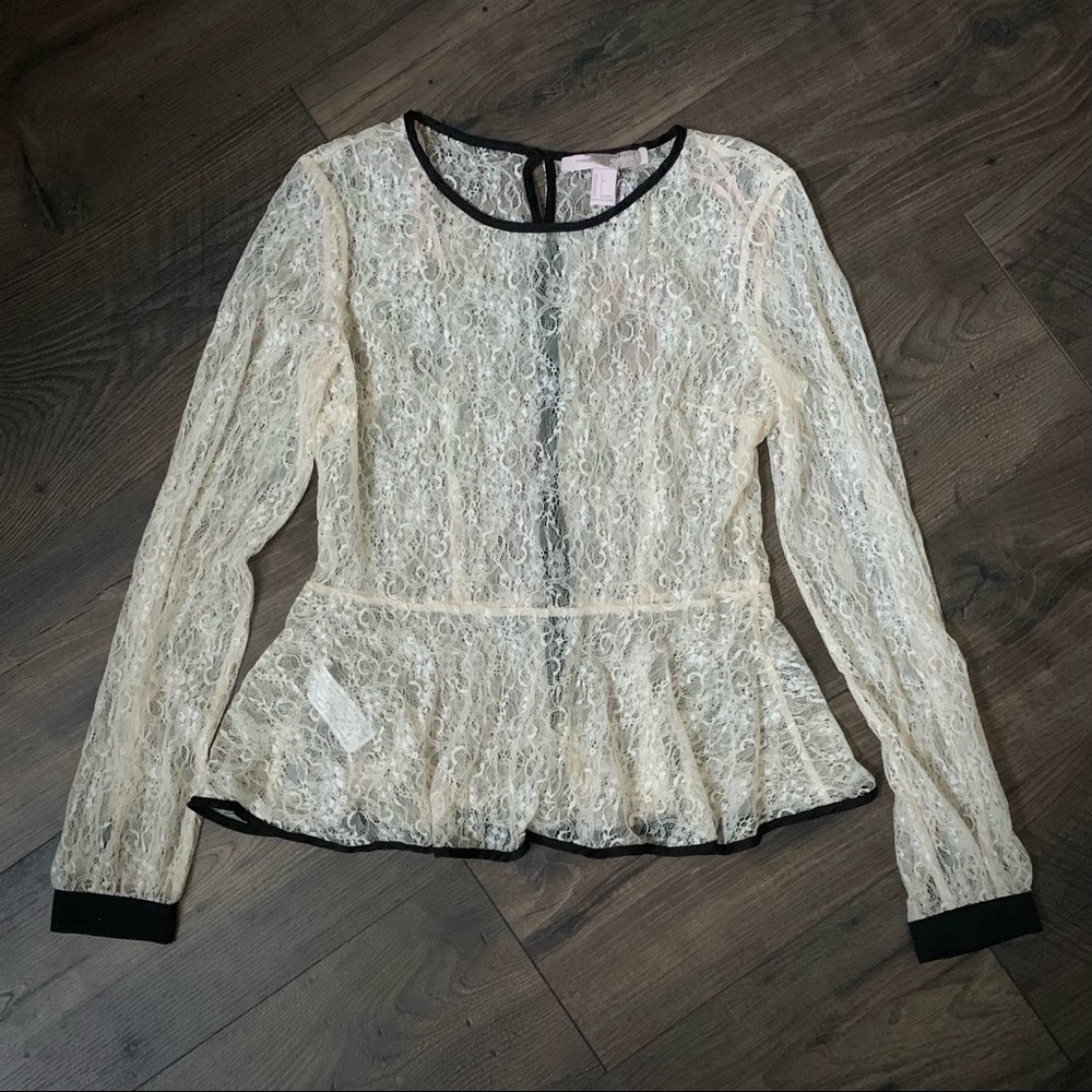 New ivory lace forever 21 blouse button back